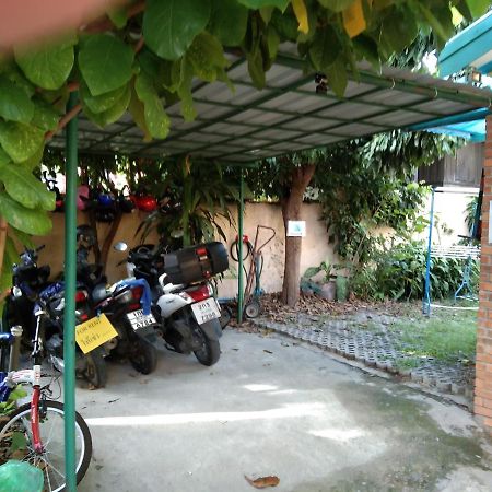 Dutch Cosy Home 치앙마이 외부 사진
