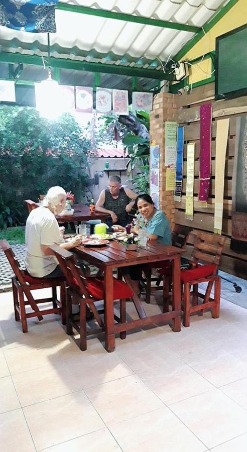 Dutch Cosy Home 치앙마이 외부 사진